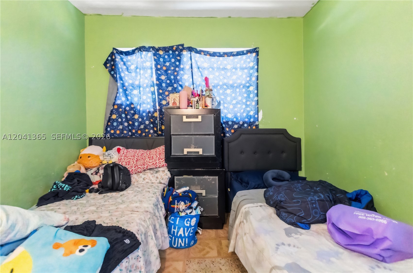 555 Harem Ave, Opa Locka FL 33054
