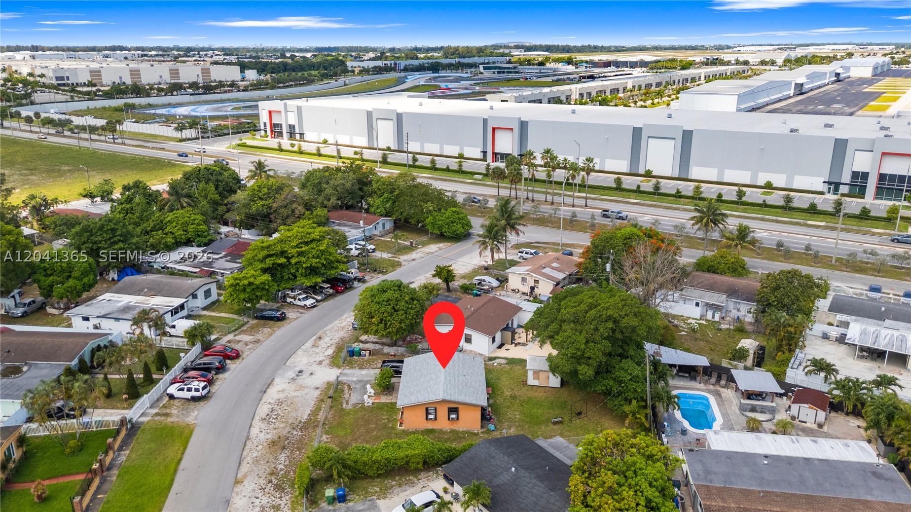 555 Harem Ave, Opa Locka FL 33054