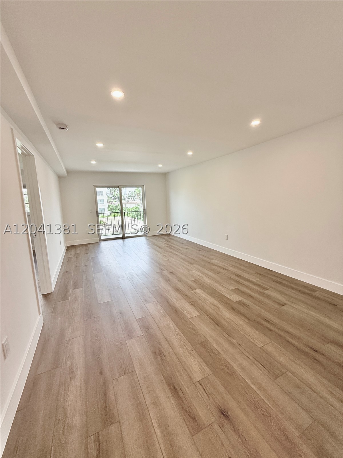 1900 Meridian Ave #403, Miami Beach FL 33139