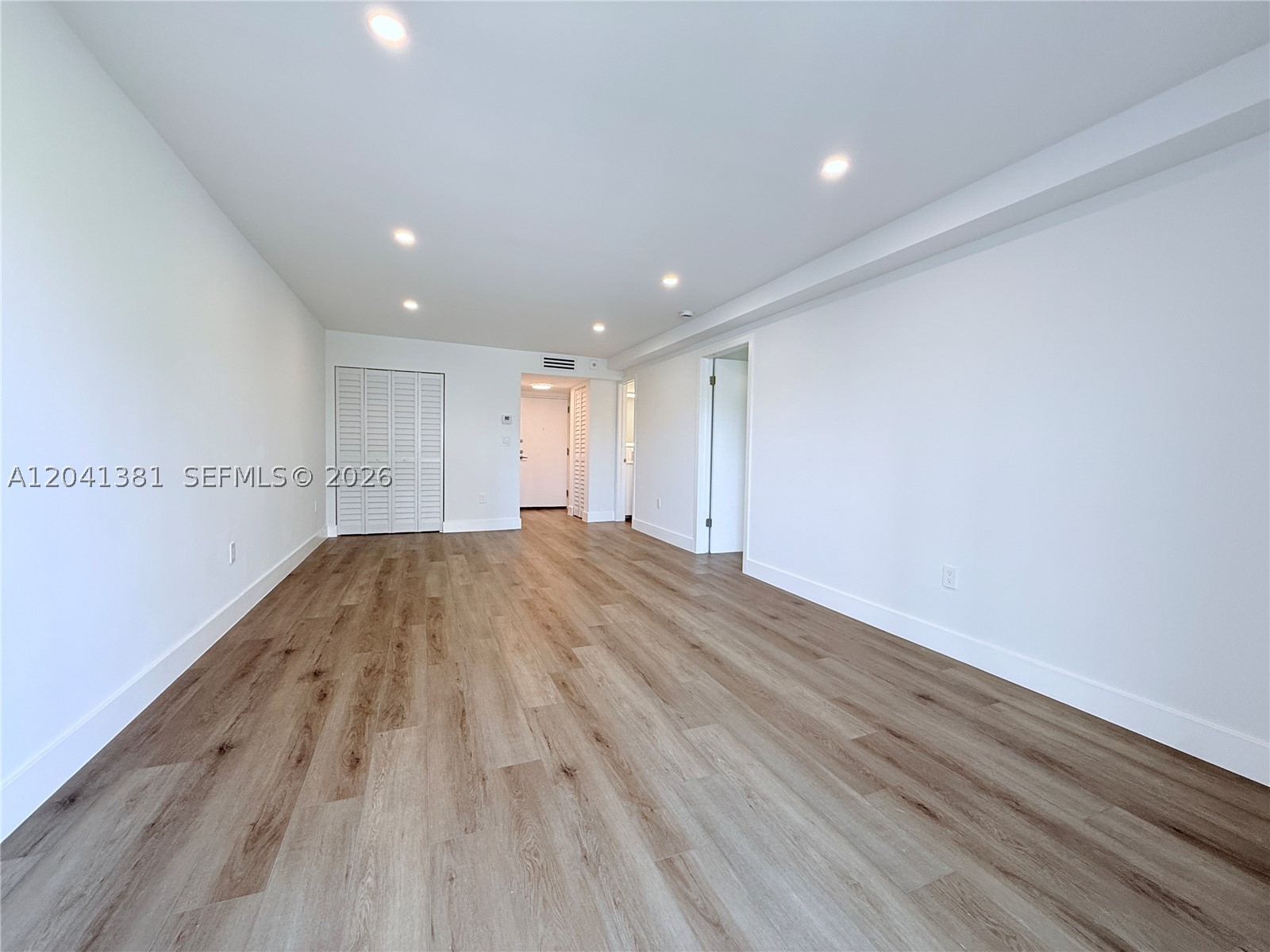 1900 Meridian Ave #403, Miami Beach FL 33139