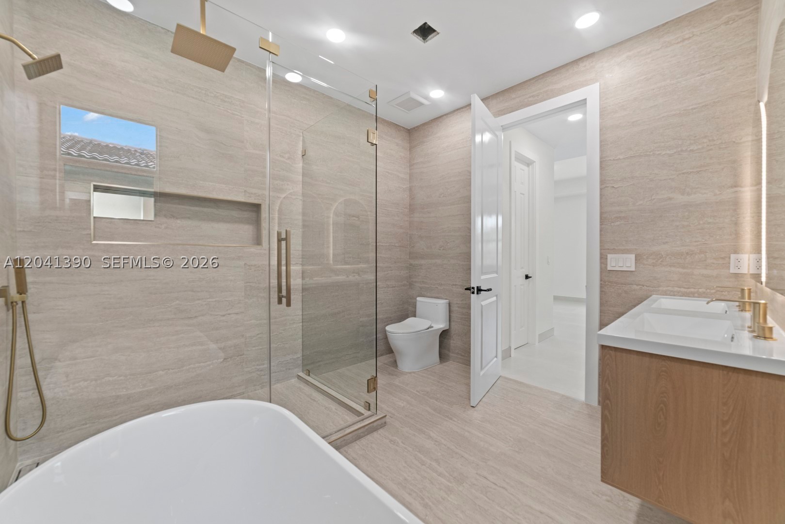 3040 SW 44th Ct, Dania Beach FL 33312