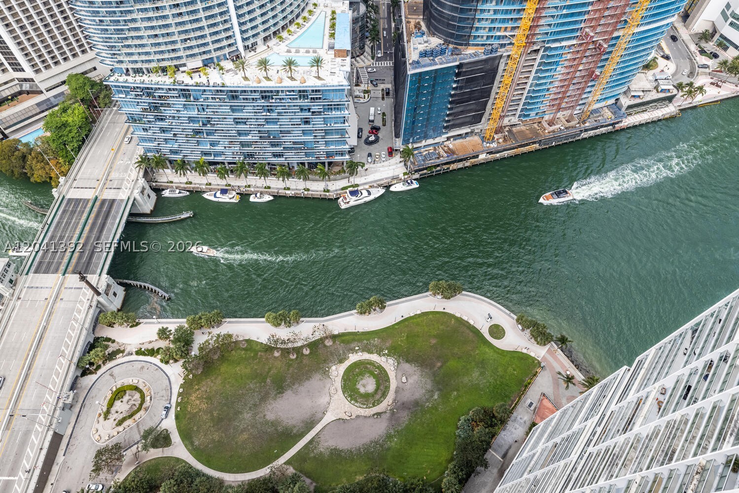475 BRICKELL AVE #4715, Miami FL 33131