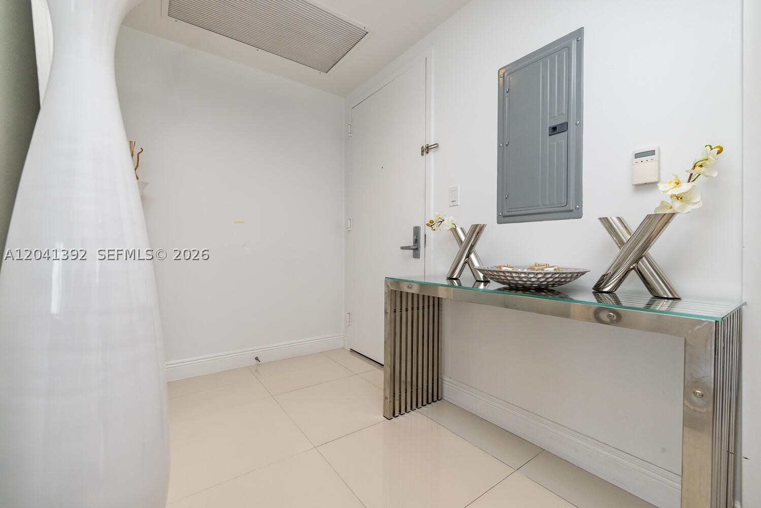 475 BRICKELL AVE #4715, Miami FL 33131