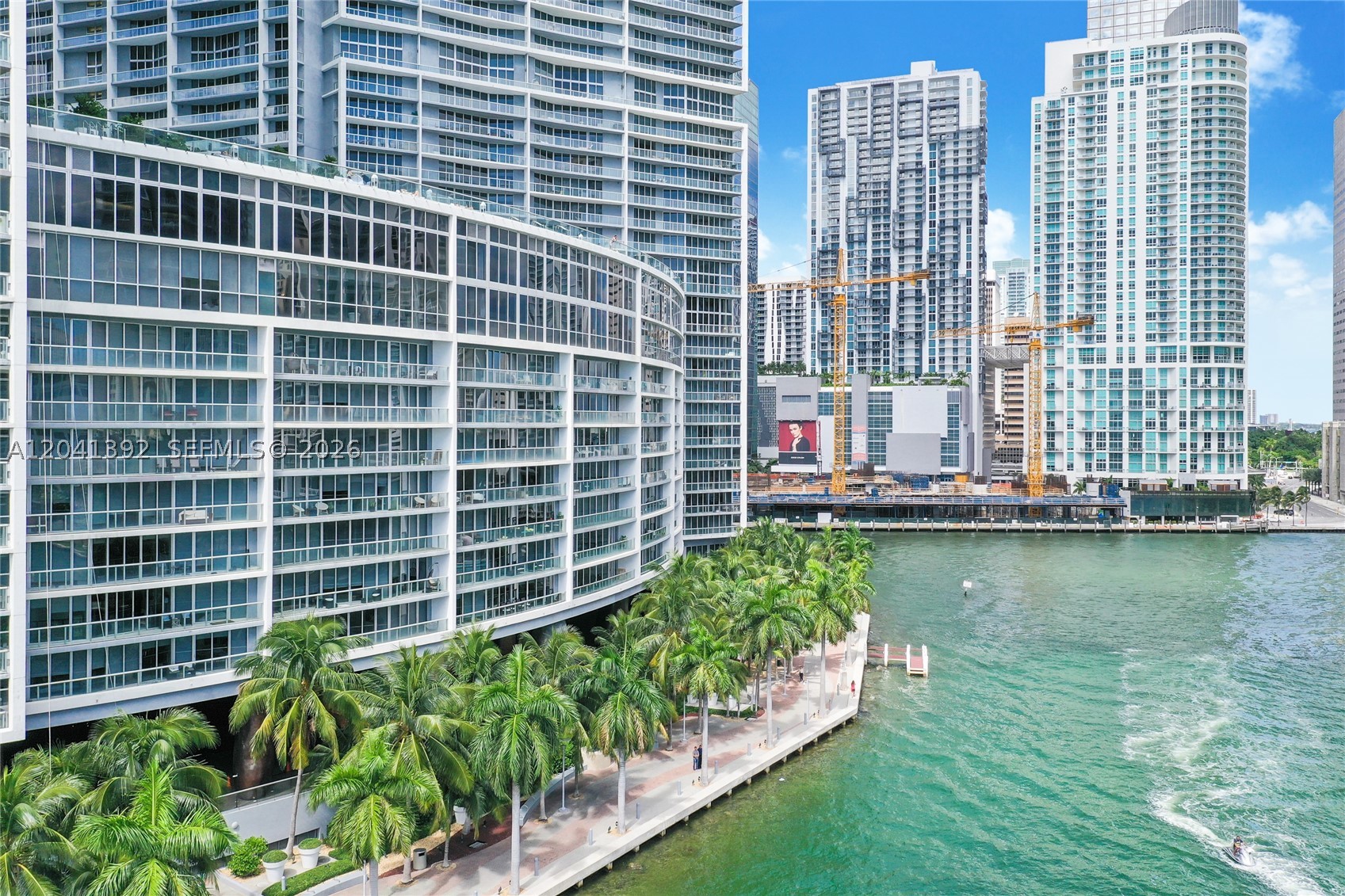475 BRICKELL AVE #4715, Miami FL 33131