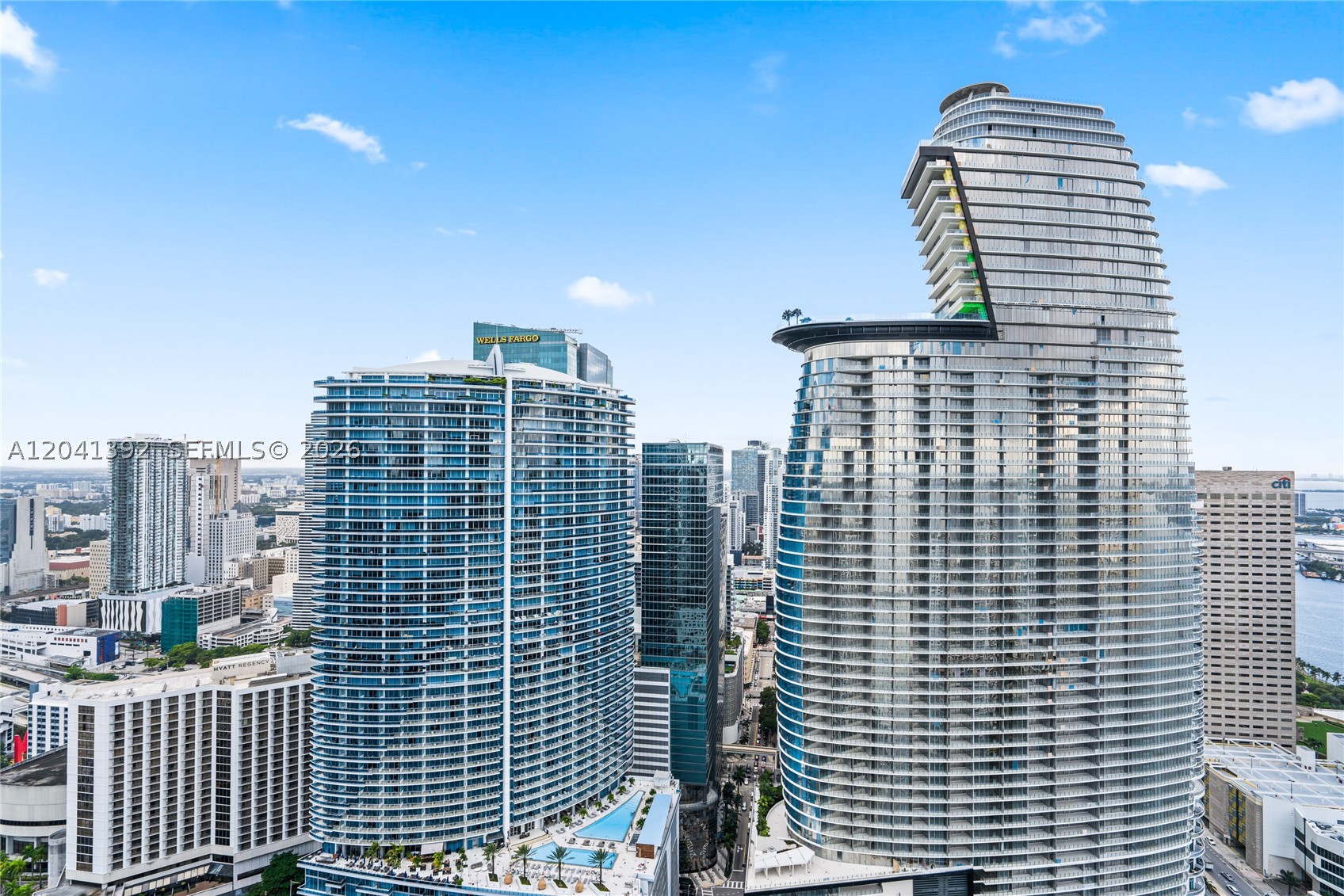 475 BRICKELL AVE #4715, Miami FL 33131