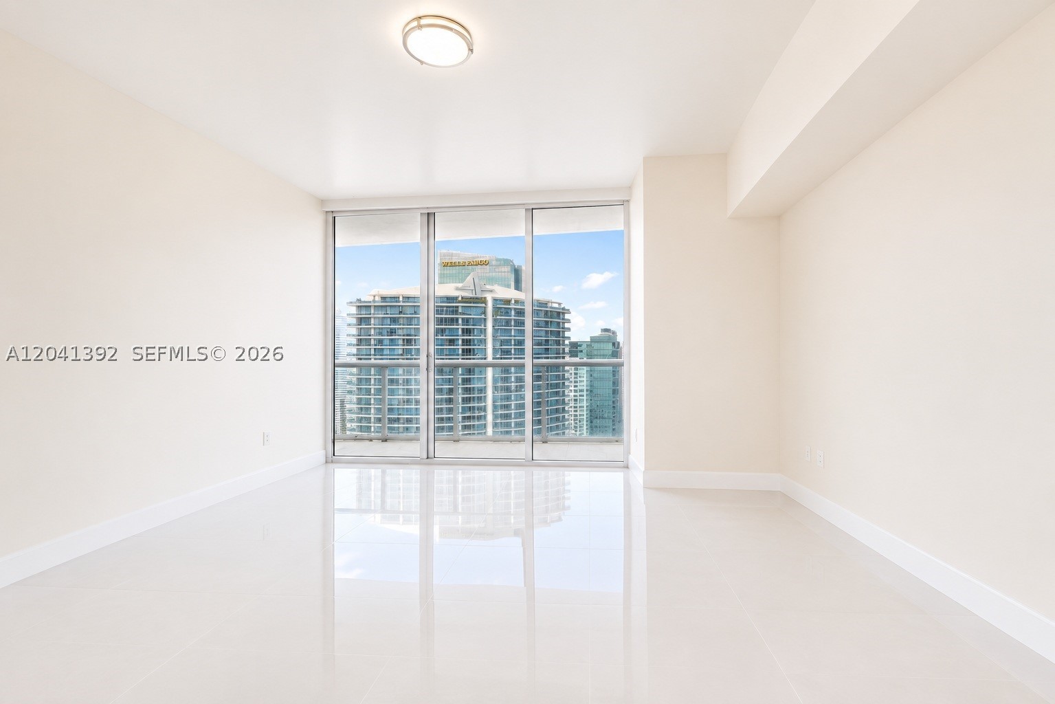 475 BRICKELL AVE #4715, Miami FL 33131