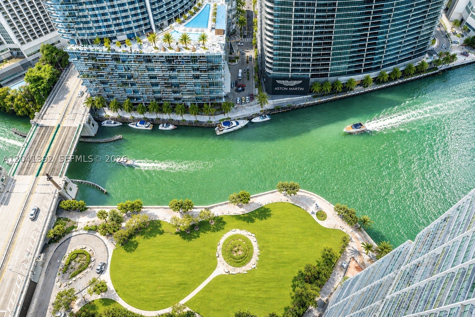 475 BRICKELL AVE #4715, Miami FL 33131