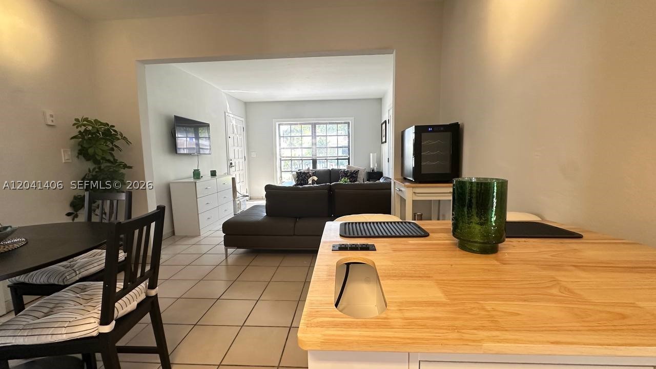 2475 SW 24th Ter, Miami FL 33145