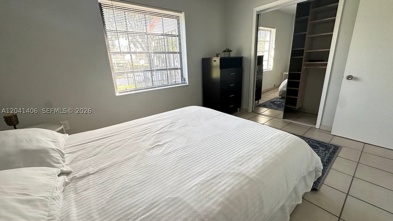 2475 SW 24th Ter, Miami FL 33145