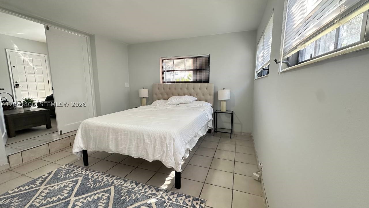2475 SW 24th Ter, Miami FL 33145
