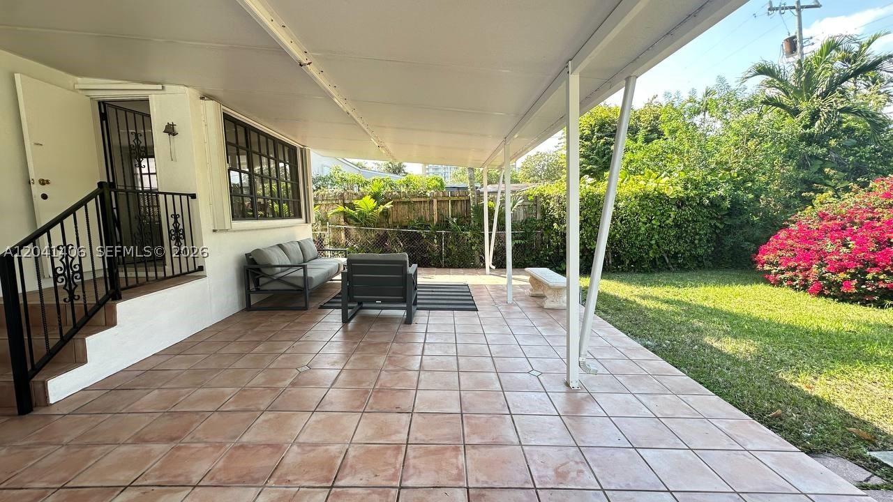 2475 SW 24th Ter, Miami FL 33145