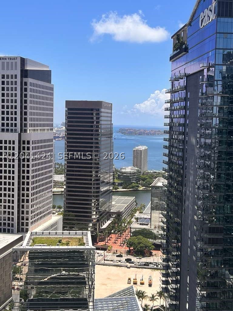 88 SW 7th St #3309, Miami FL 33130