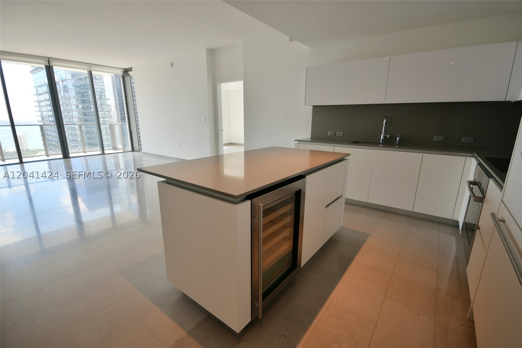 88 SW 7th St #3309, Miami FL 33130