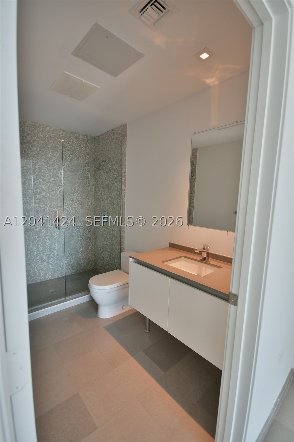 88 SW 7th St #3309, Miami FL 33130