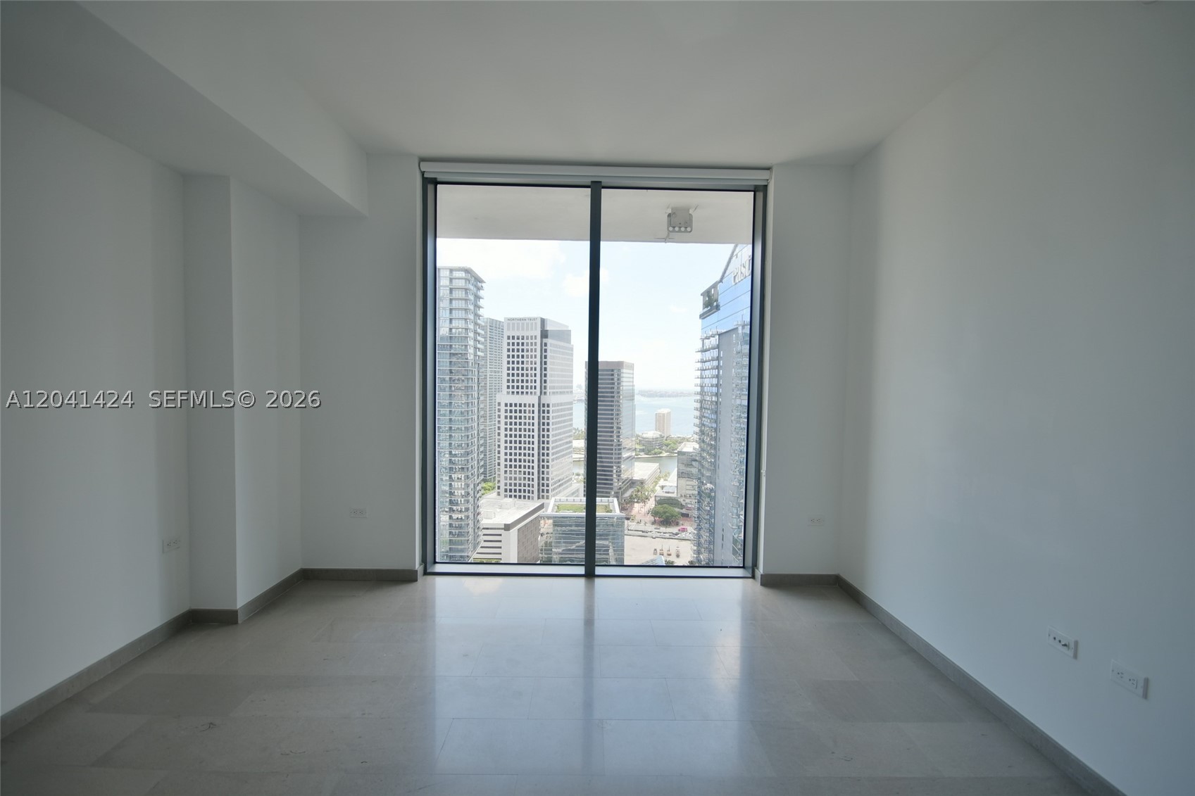 88 SW 7th St #3309, Miami FL 33130