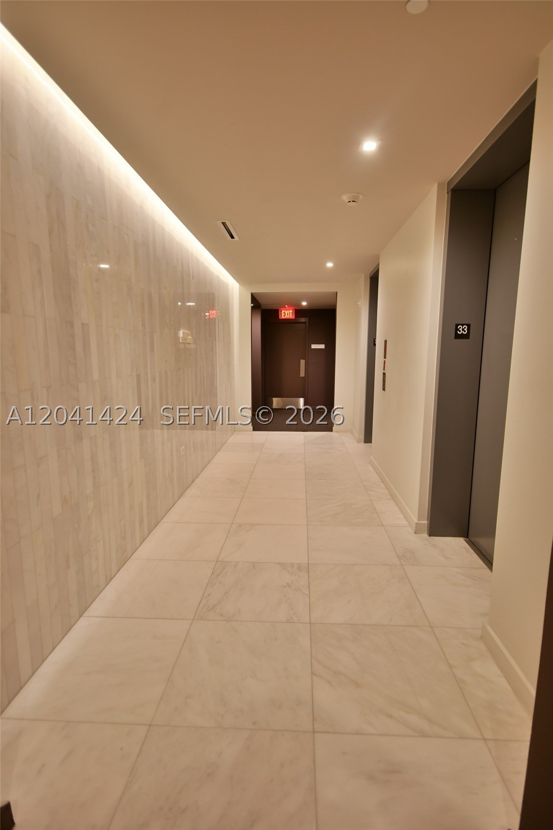88 SW 7th St #3309, Miami FL 33130