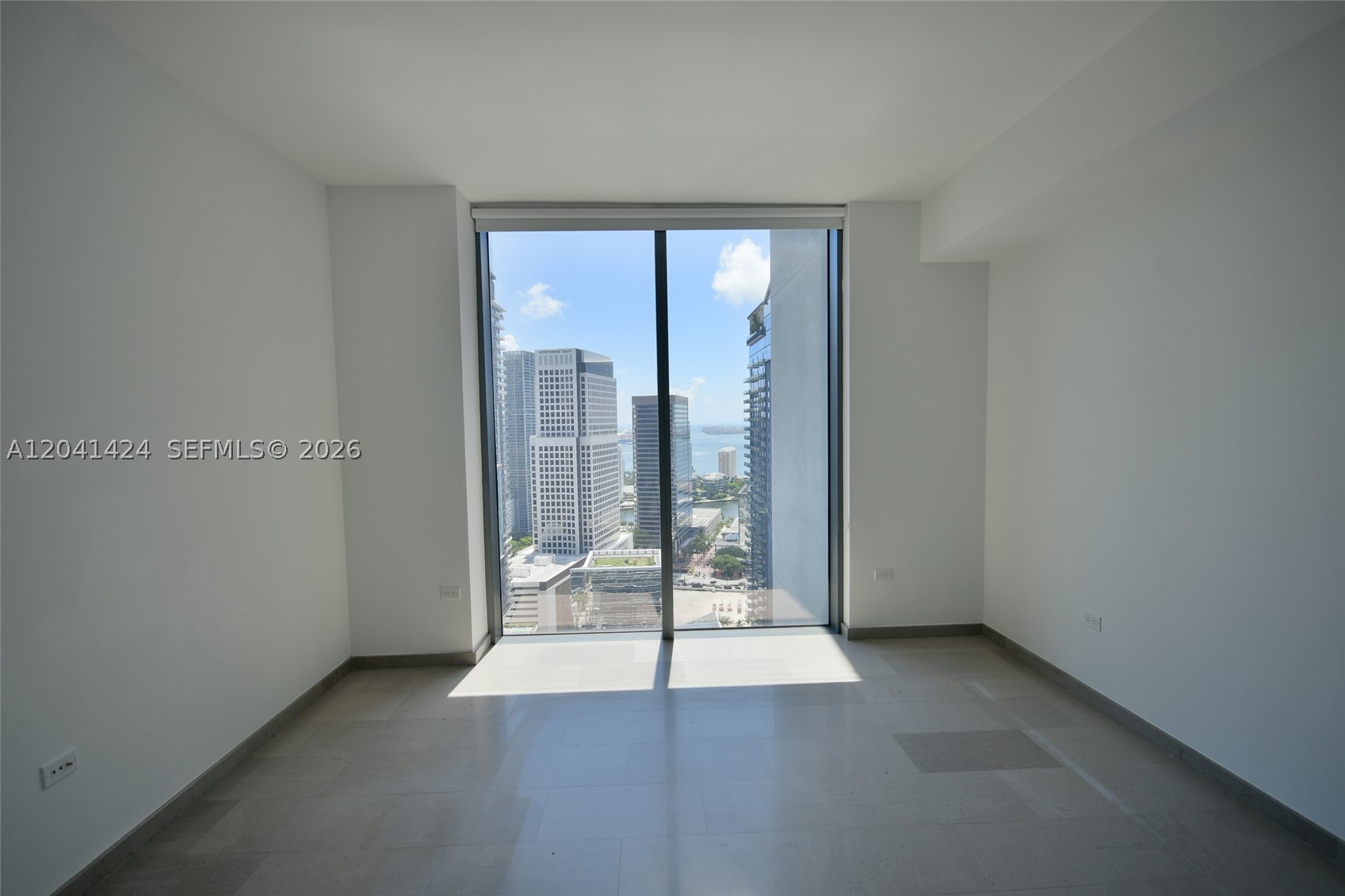 88 SW 7th St #3309, Miami FL 33130