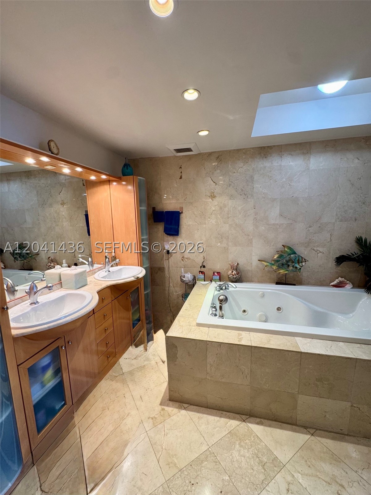 19500 Turnberry Way #15F, Aventura FL 33180