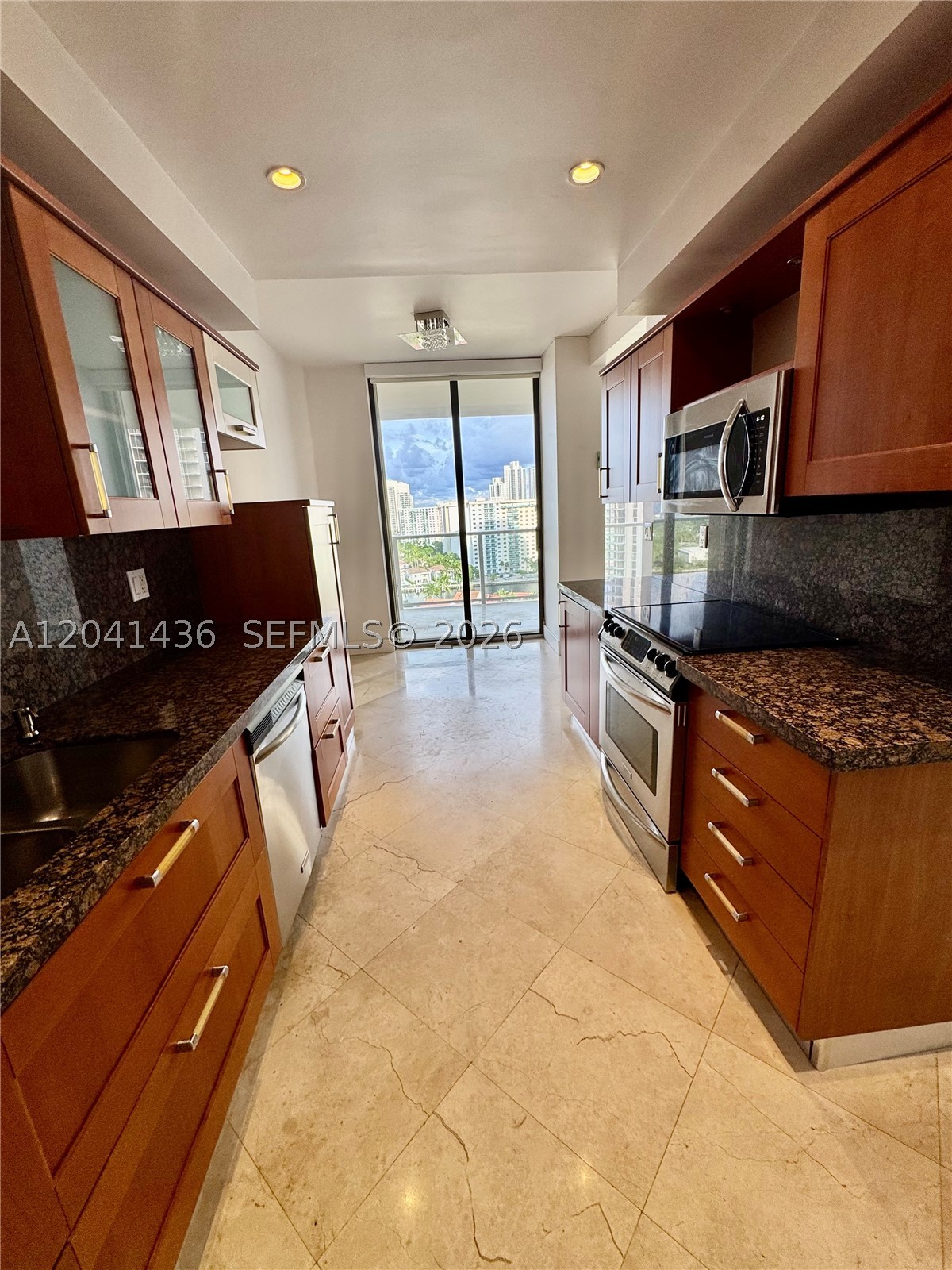 19500 Turnberry Way #15F, Aventura FL 33180