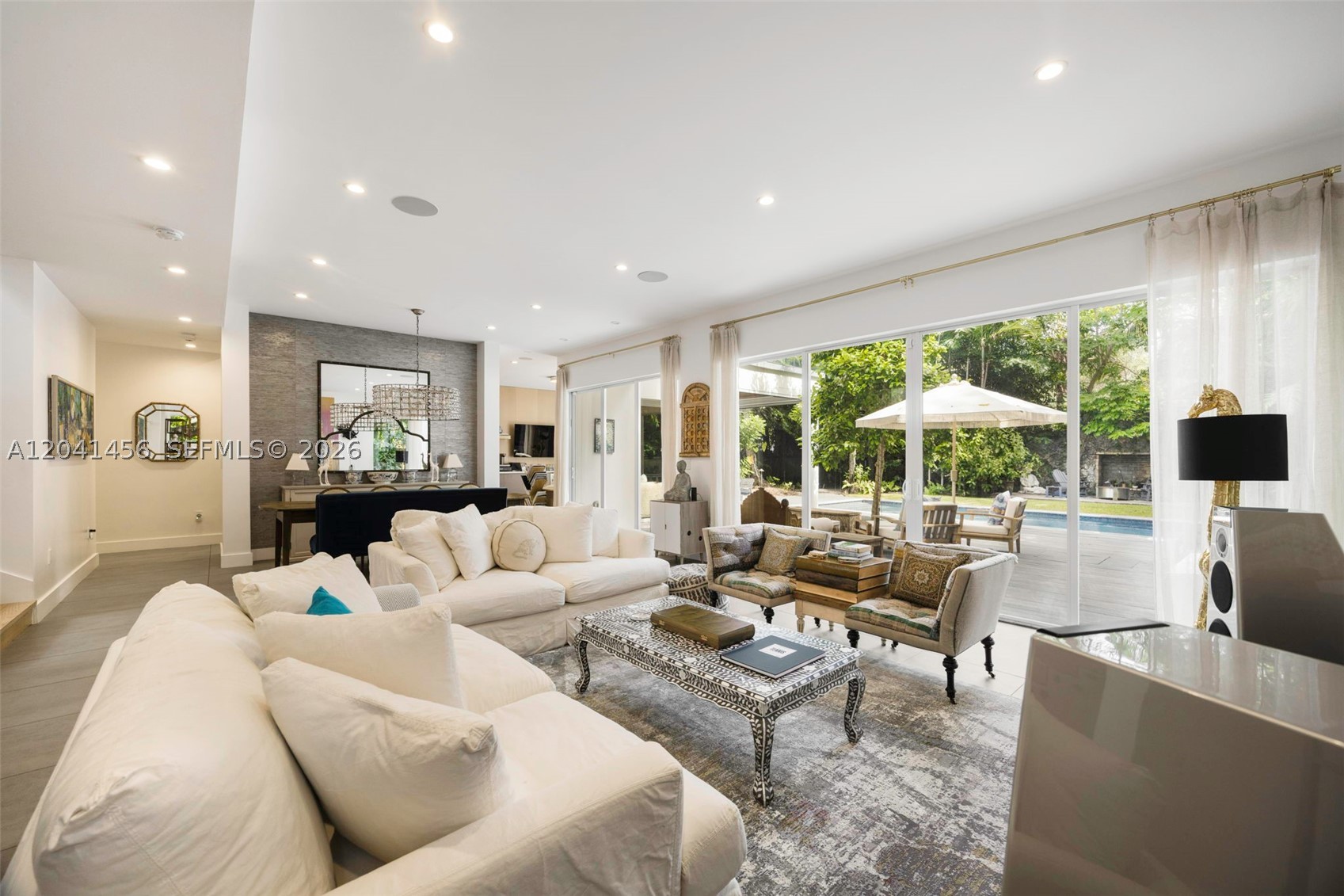 3901 Kumquat Ave, Miami FL 33133