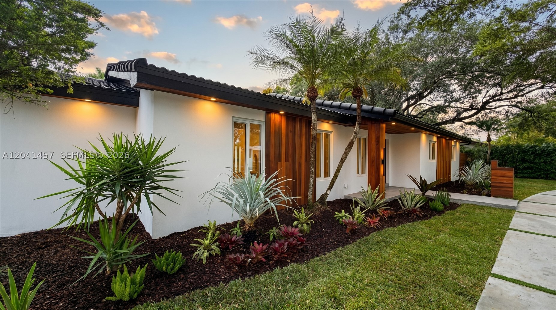 15321 SW 82nd Ave, Palmetto Bay FL 33157