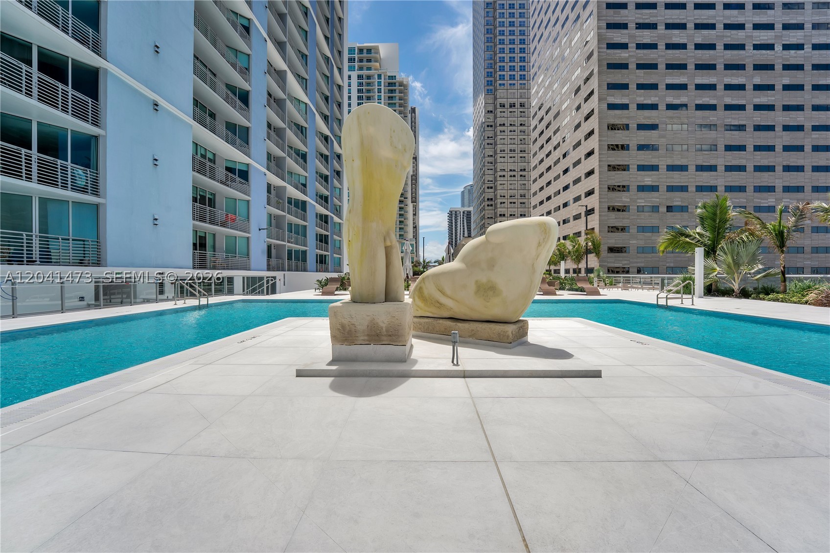 325 S Biscayne Blvd #3921, Miami FL 33131