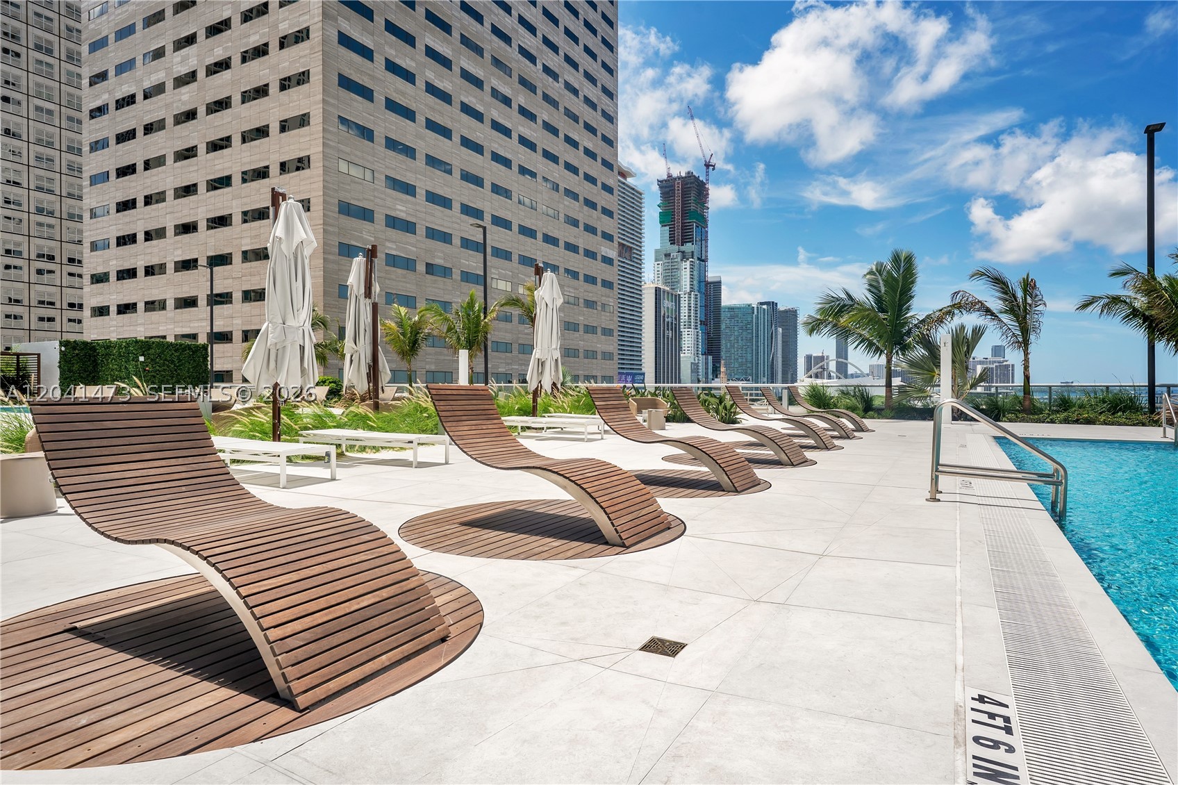 325 S Biscayne Blvd #3921, Miami FL 33131