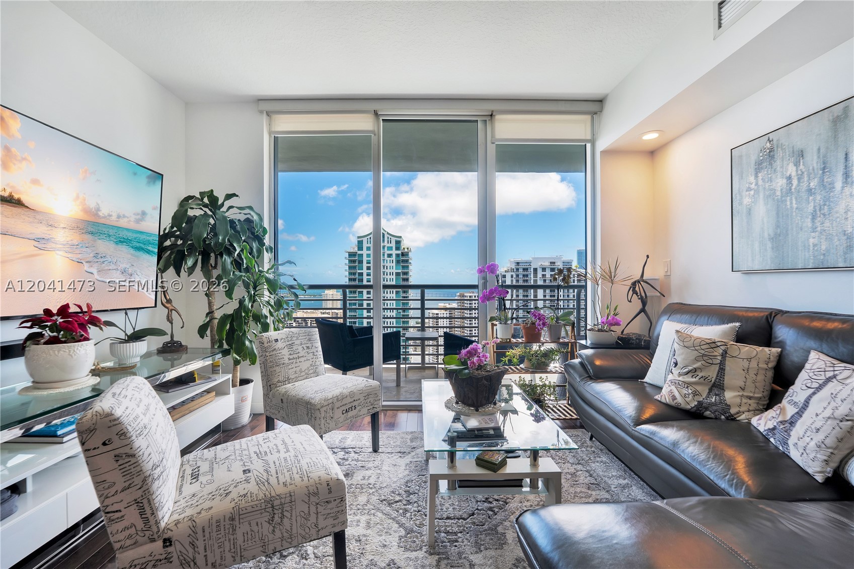 325 S Biscayne Blvd #3921, Miami FL 33131