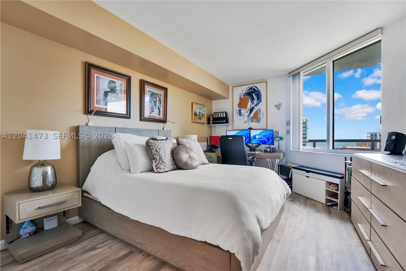 325 S Biscayne Blvd #3921, Miami FL 33131