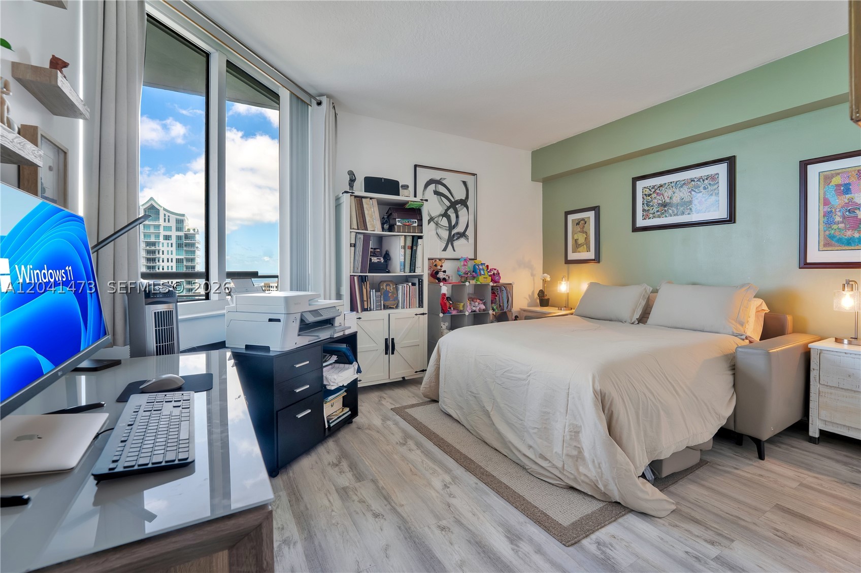 325 S Biscayne Blvd #3921, Miami FL 33131
