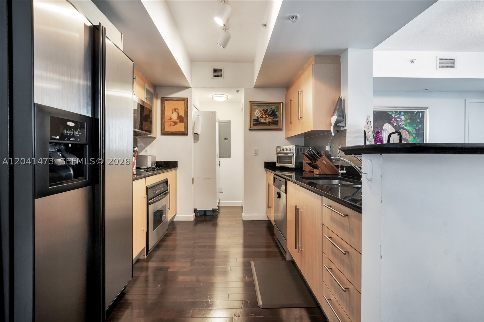 325 S Biscayne Blvd #3921, Miami FL 33131