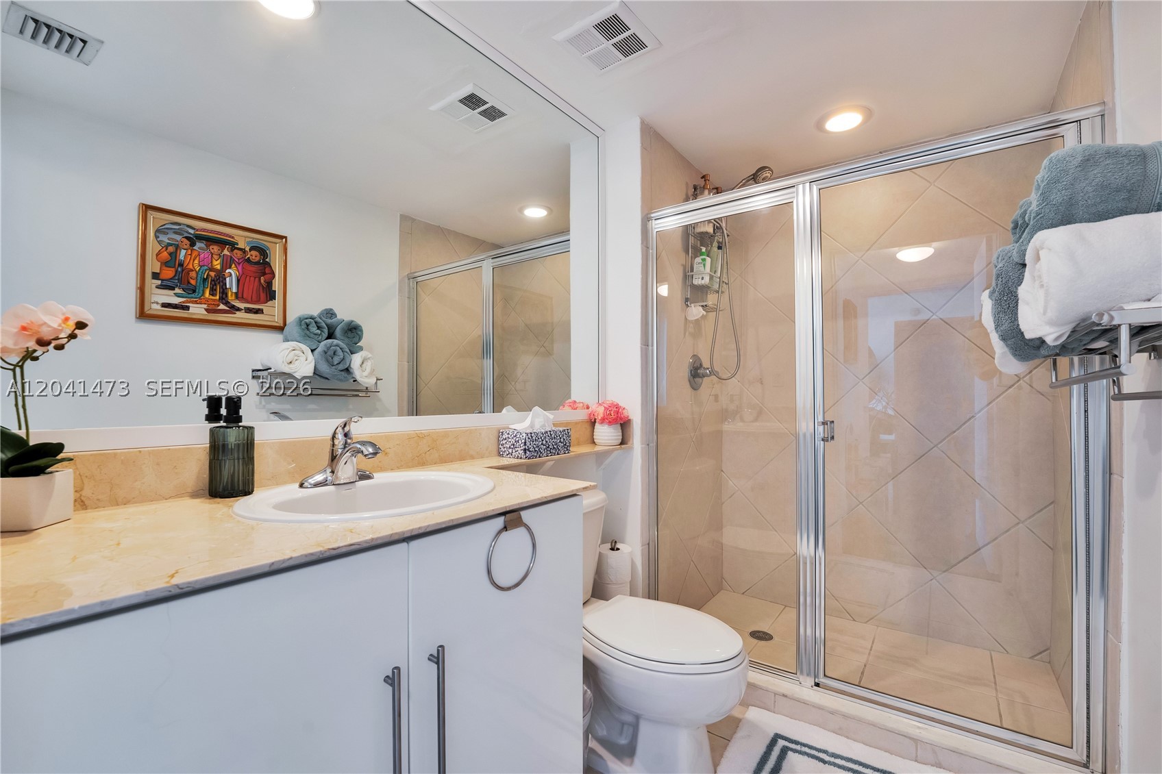 325 S Biscayne Blvd #3921, Miami FL 33131