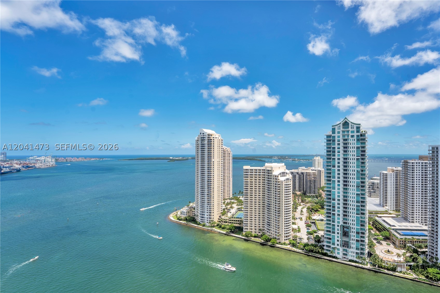 325 S Biscayne Blvd #3921, Miami FL 33131