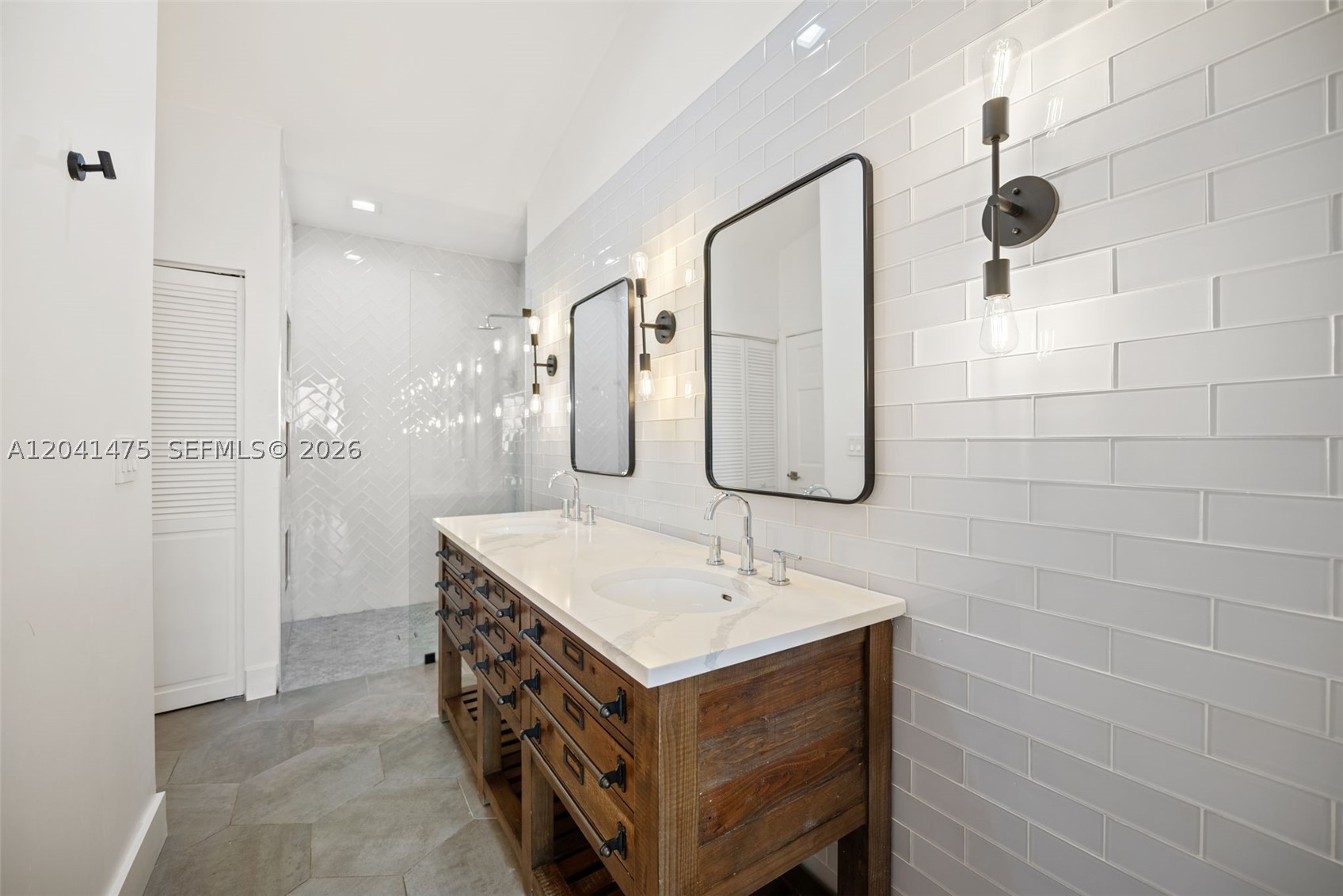 21387 Marina Cove Cir #12-F, Aventura FL 33180
