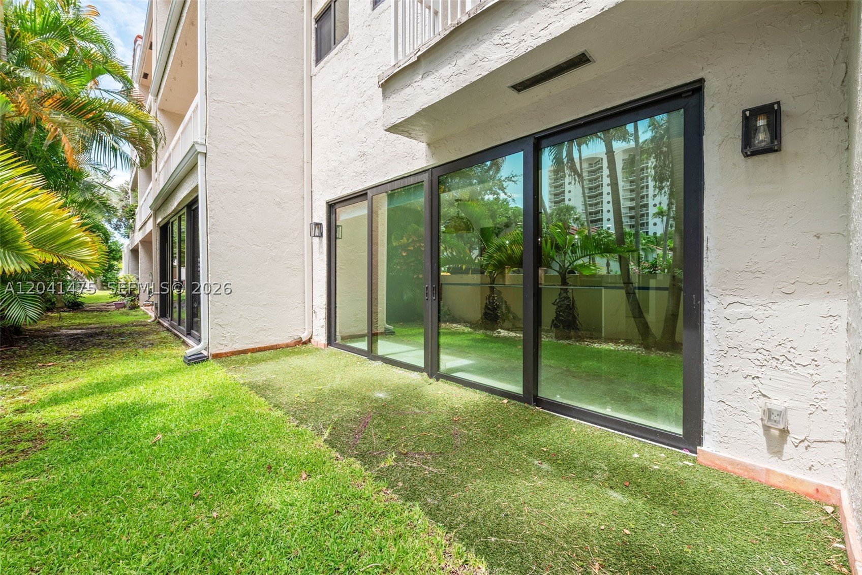 21387 Marina Cove Cir #12-F, Aventura FL 33180