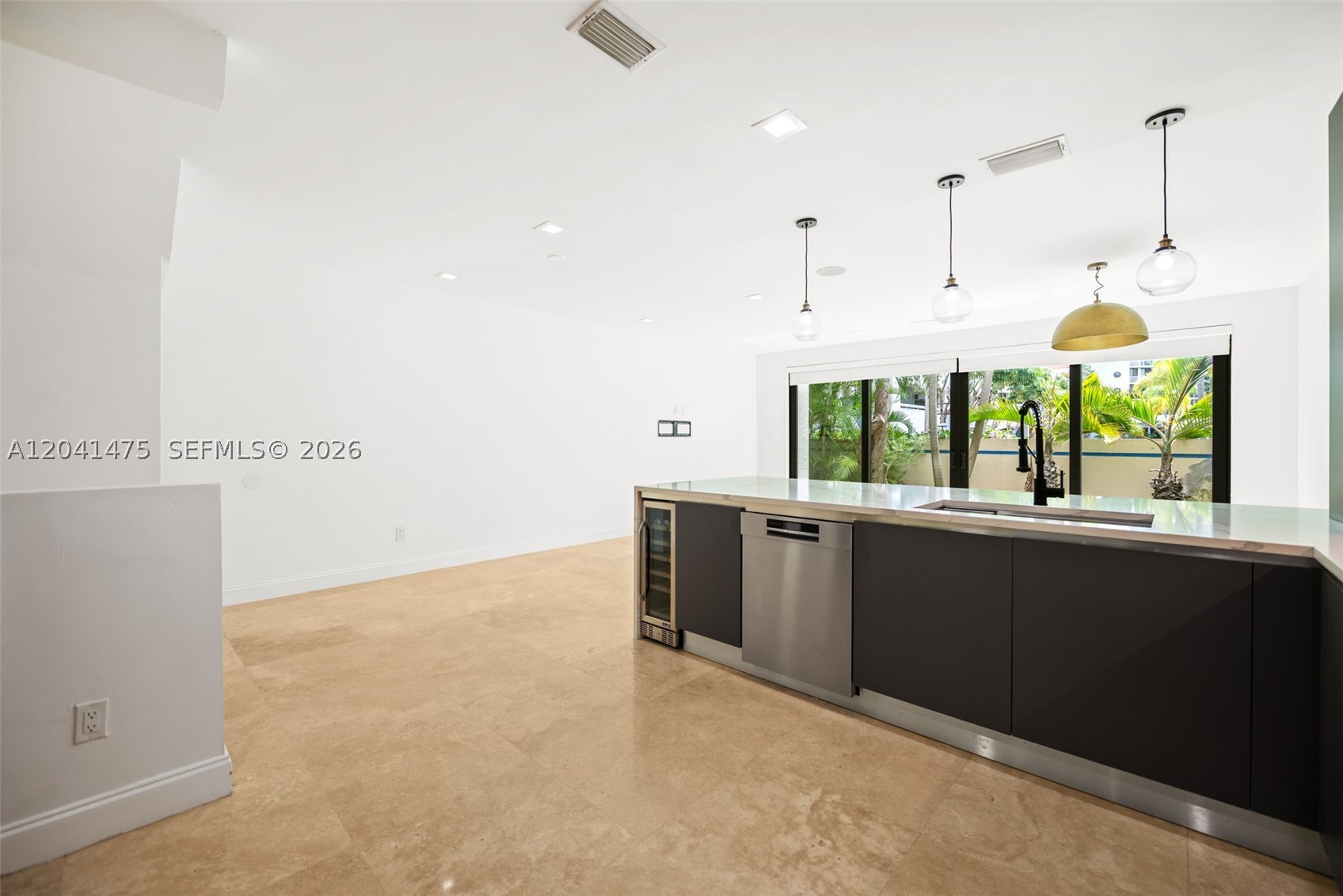 21387 Marina Cove Cir #12-F, Aventura FL 33180