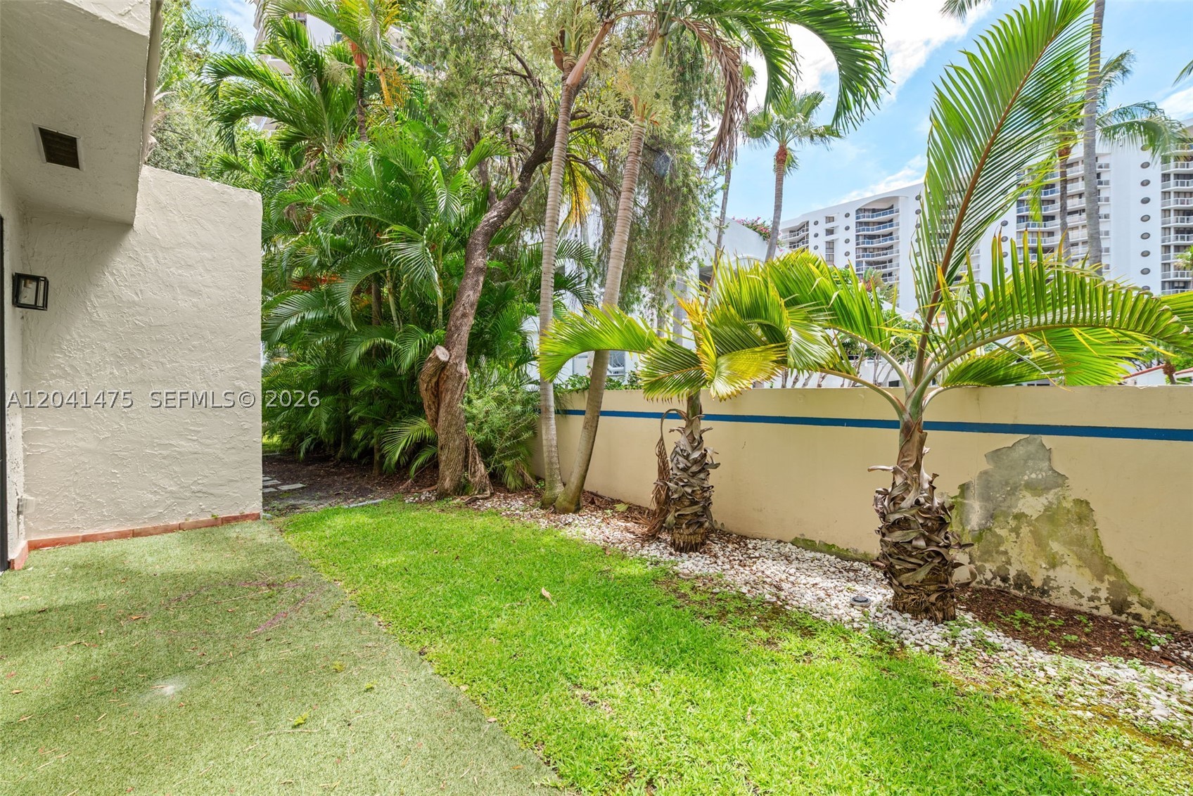 21387 Marina Cove Cir #12-F, Aventura FL 33180