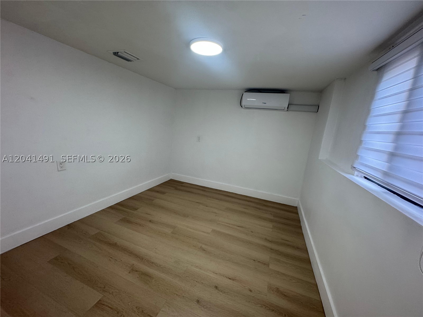 4131 NW 11th Pl, Miami FL 33127