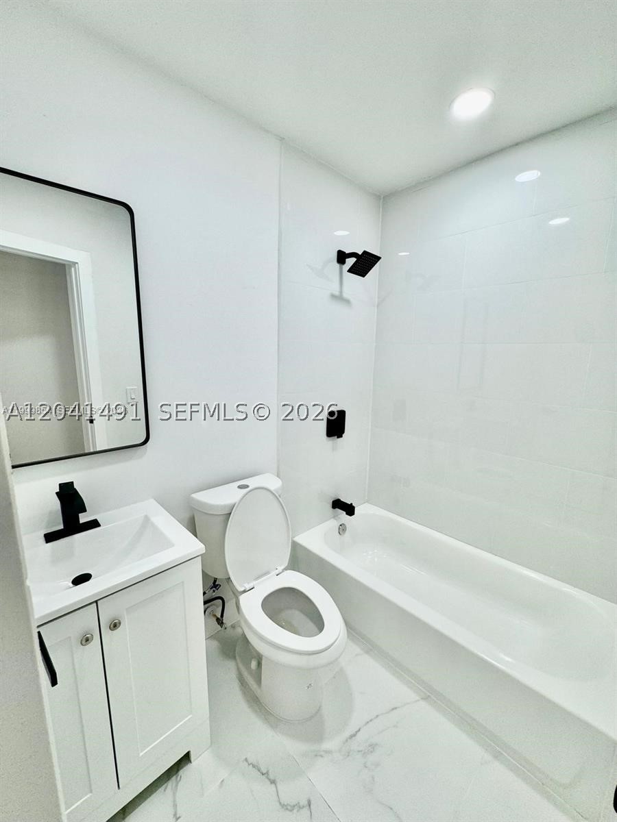4131 NW 11th Pl, Miami FL 33127