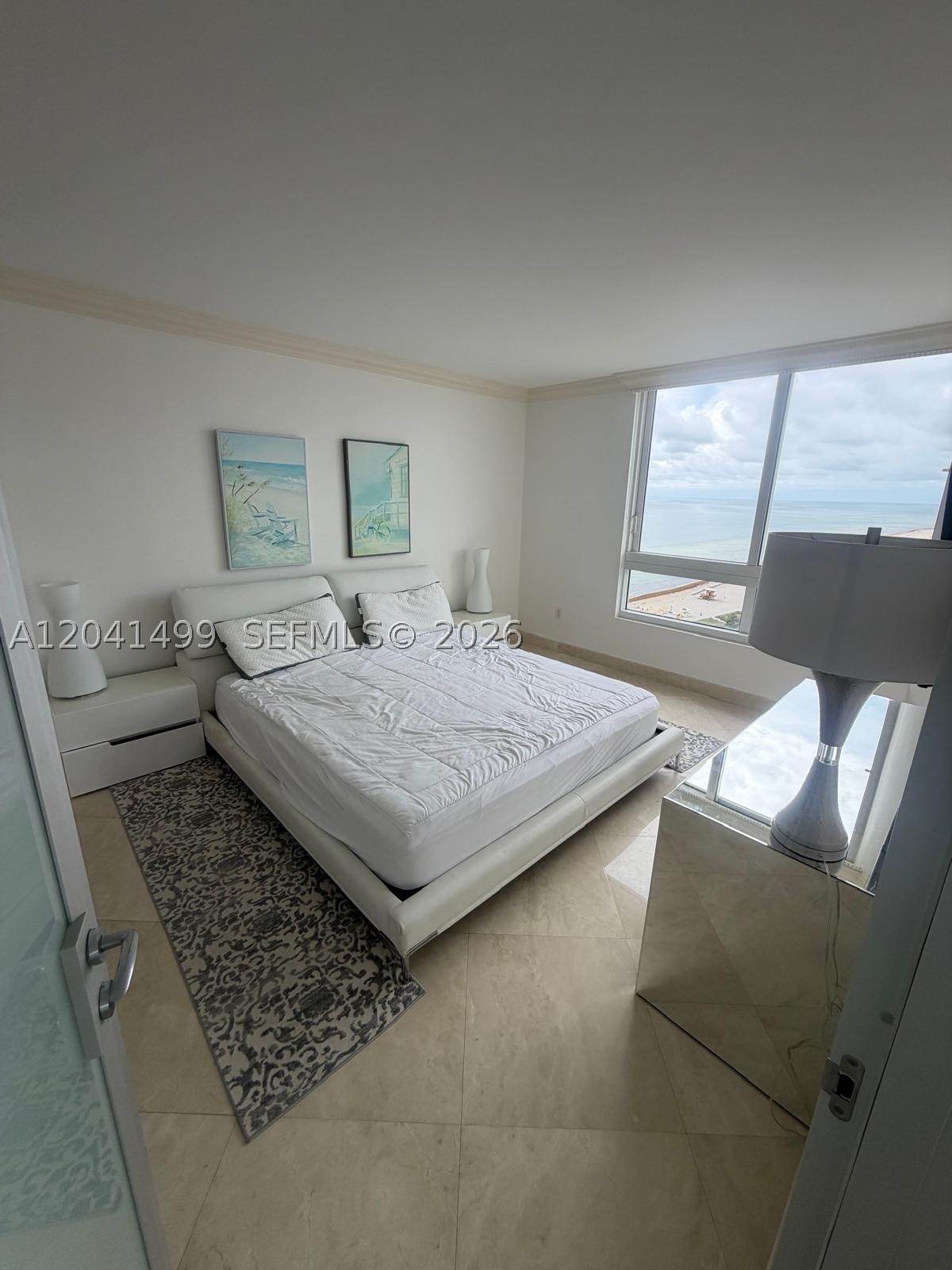 6365 Collins Ave #1707, Miami Beach FL 33141