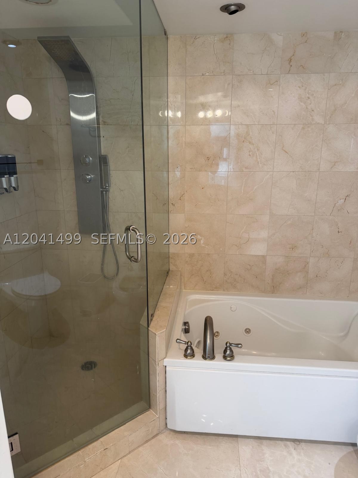 6365 Collins Ave #1707, Miami Beach FL 33141