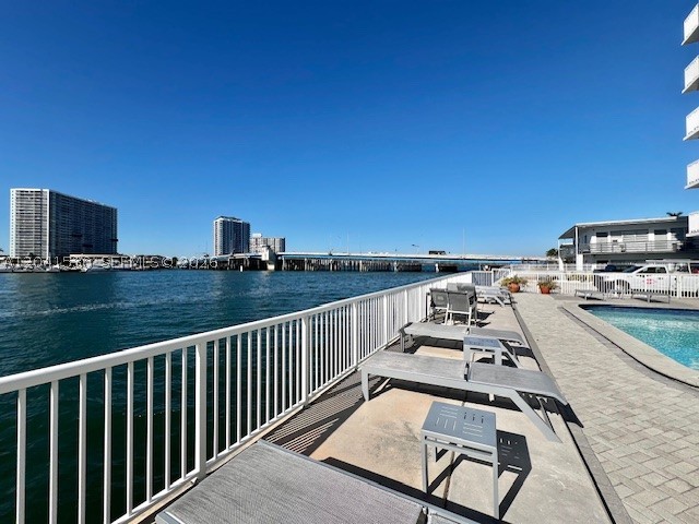 2016 Bay Dr #602, Miami Beach FL 33141