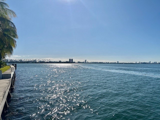 2016 Bay Dr #602, Miami Beach FL 33141