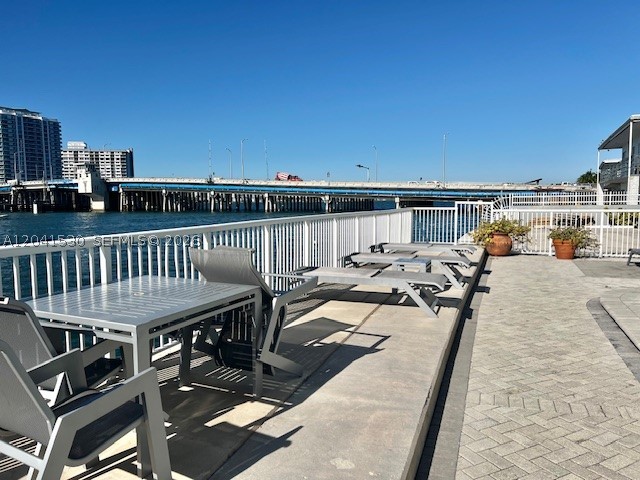 2016 Bay Dr #602, Miami Beach FL 33141