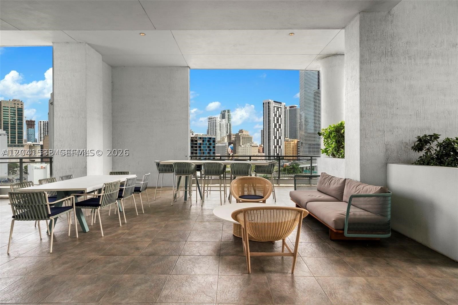 90 SW 3rd St #3703, Miami FL 33130