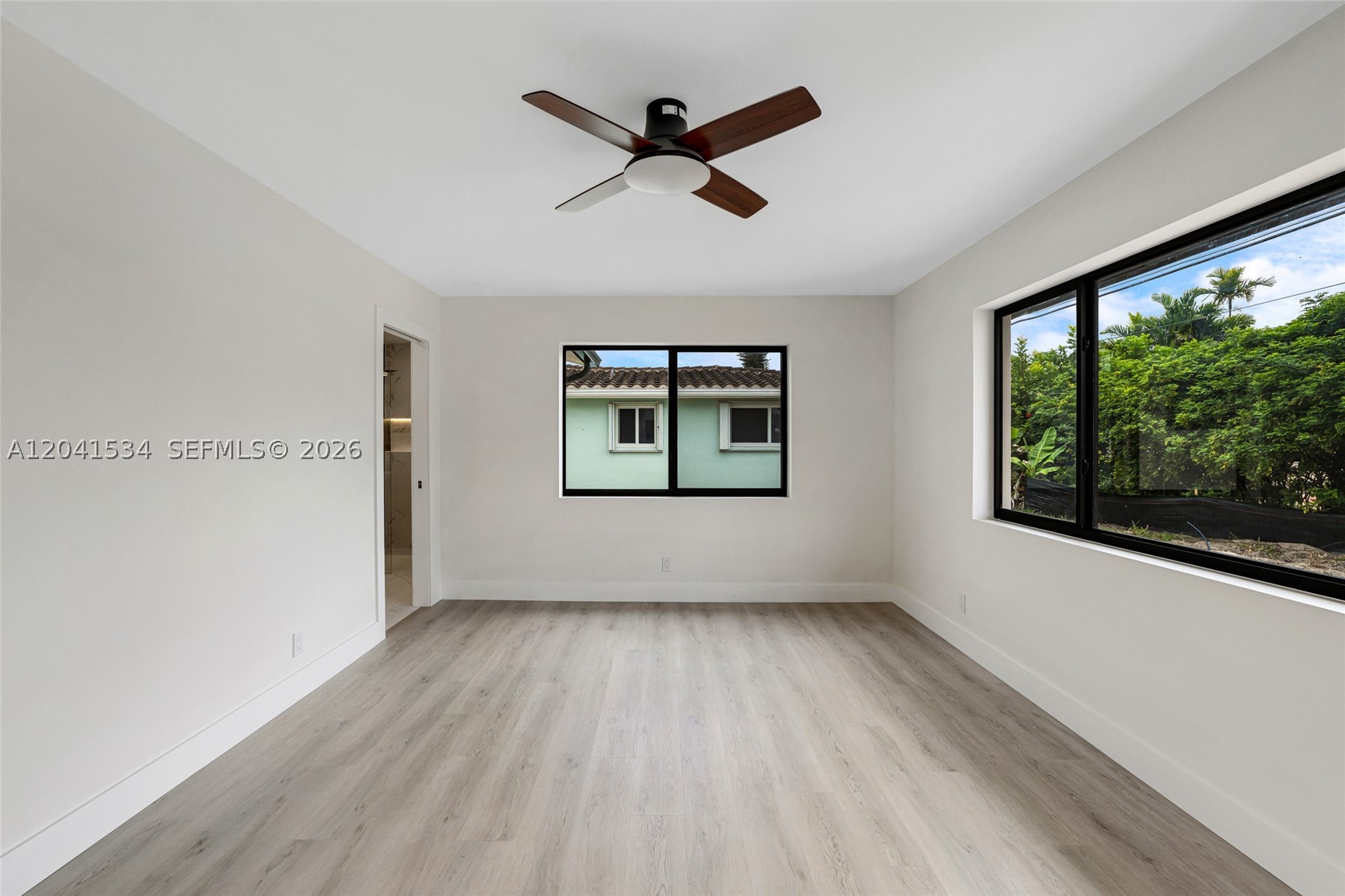 5718 NE 15th Ave, Fort Lauderdale FL 33334