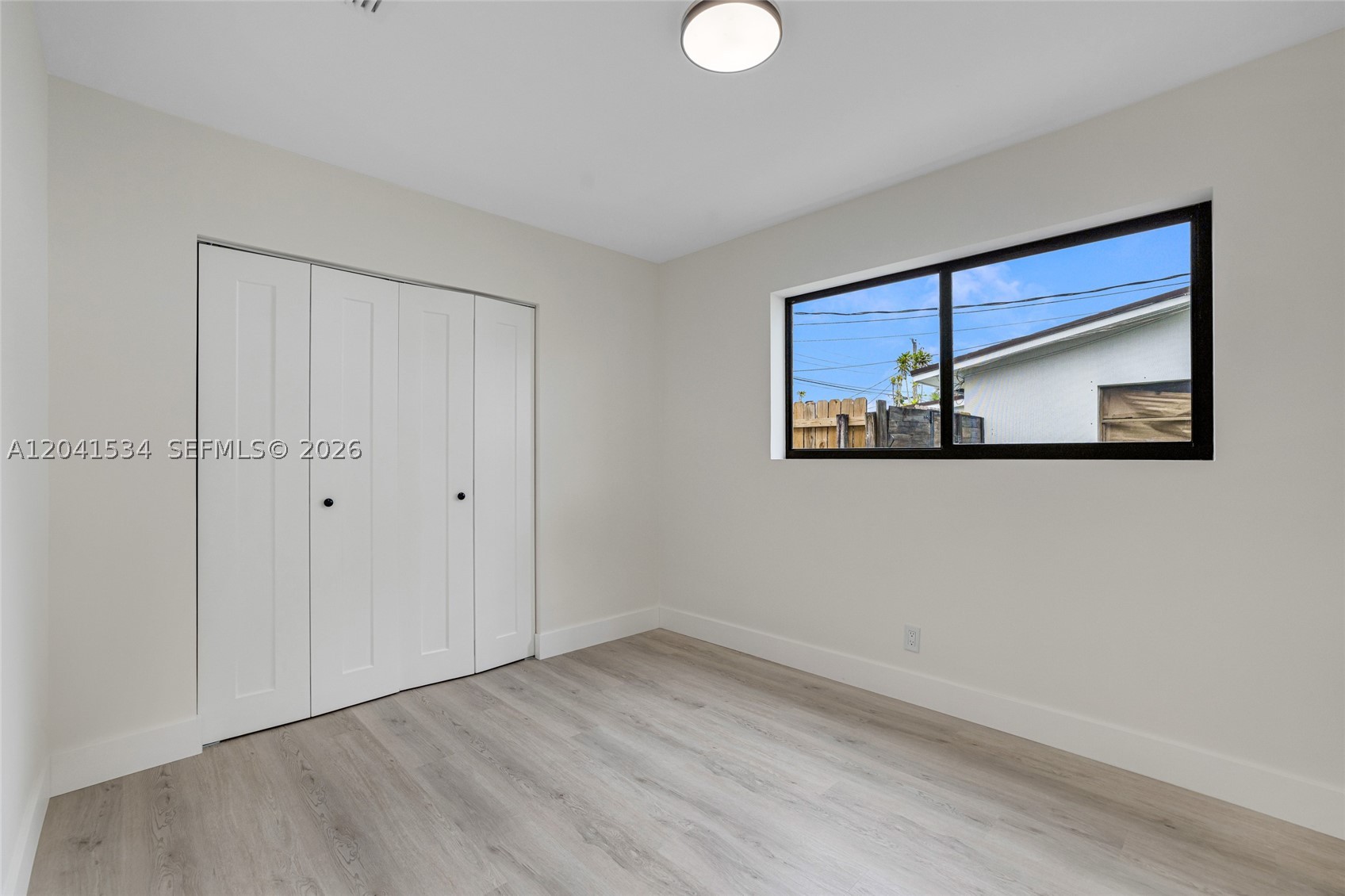 5718 NE 15th Ave, Fort Lauderdale FL 33334
