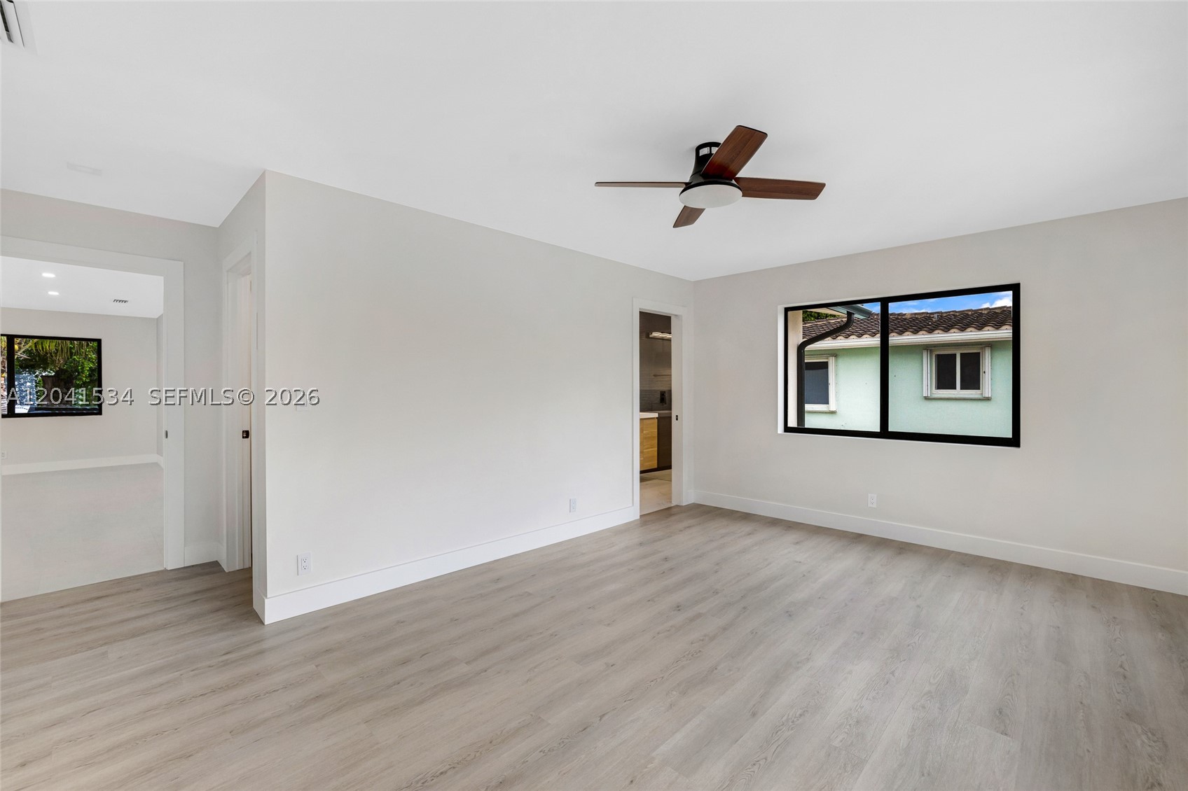 5718 NE 15th Ave, Fort Lauderdale FL 33334