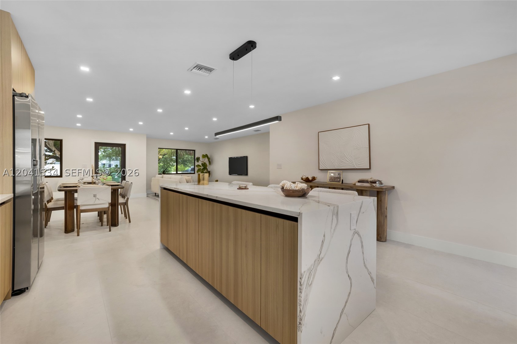5718 NE 15th Ave, Fort Lauderdale FL 33334