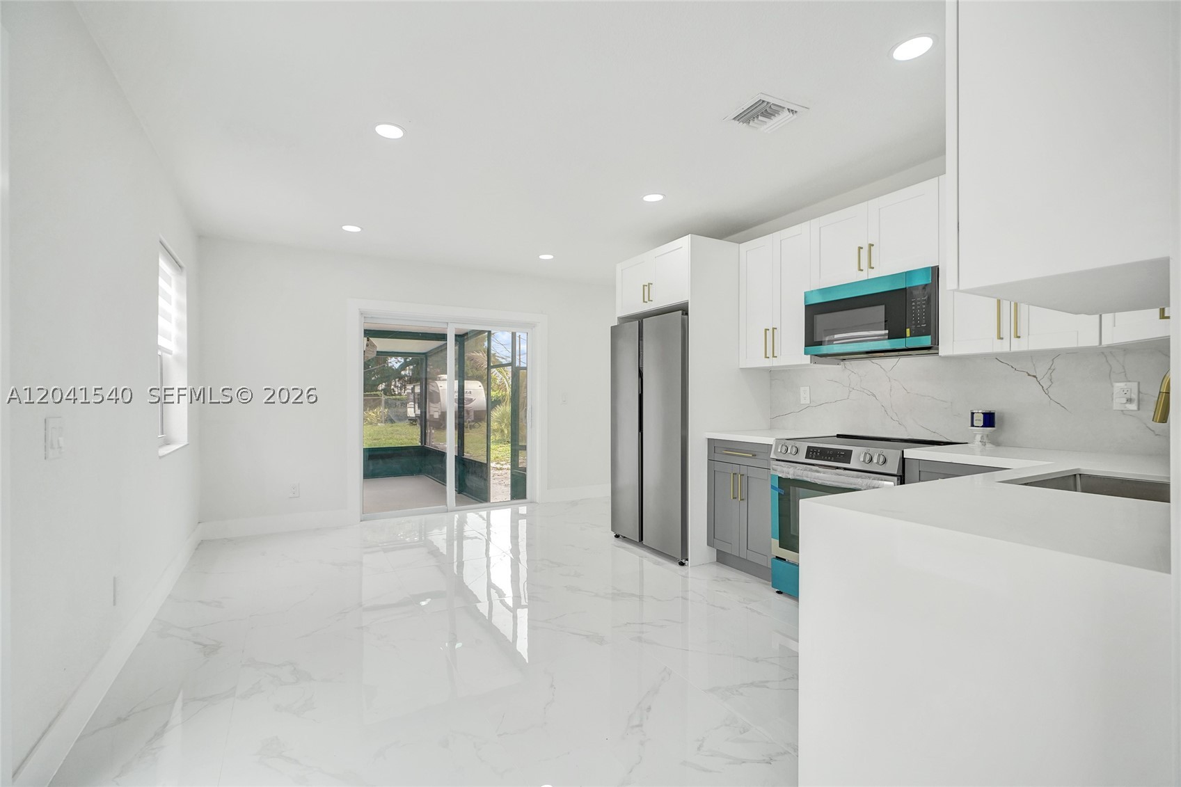 1245 Vermont St, Opa Locka FL 33054